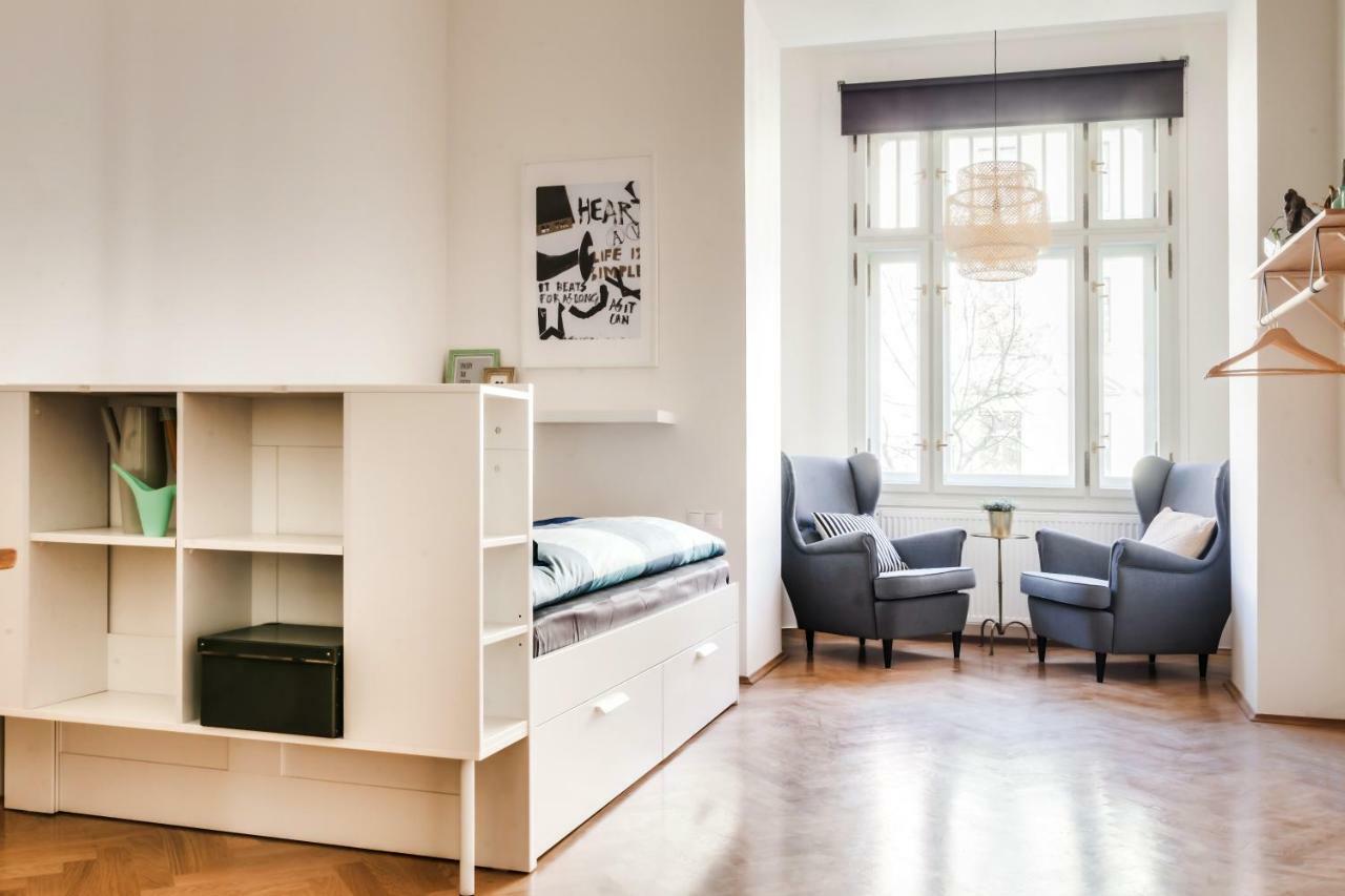Trendy Local Apartmán